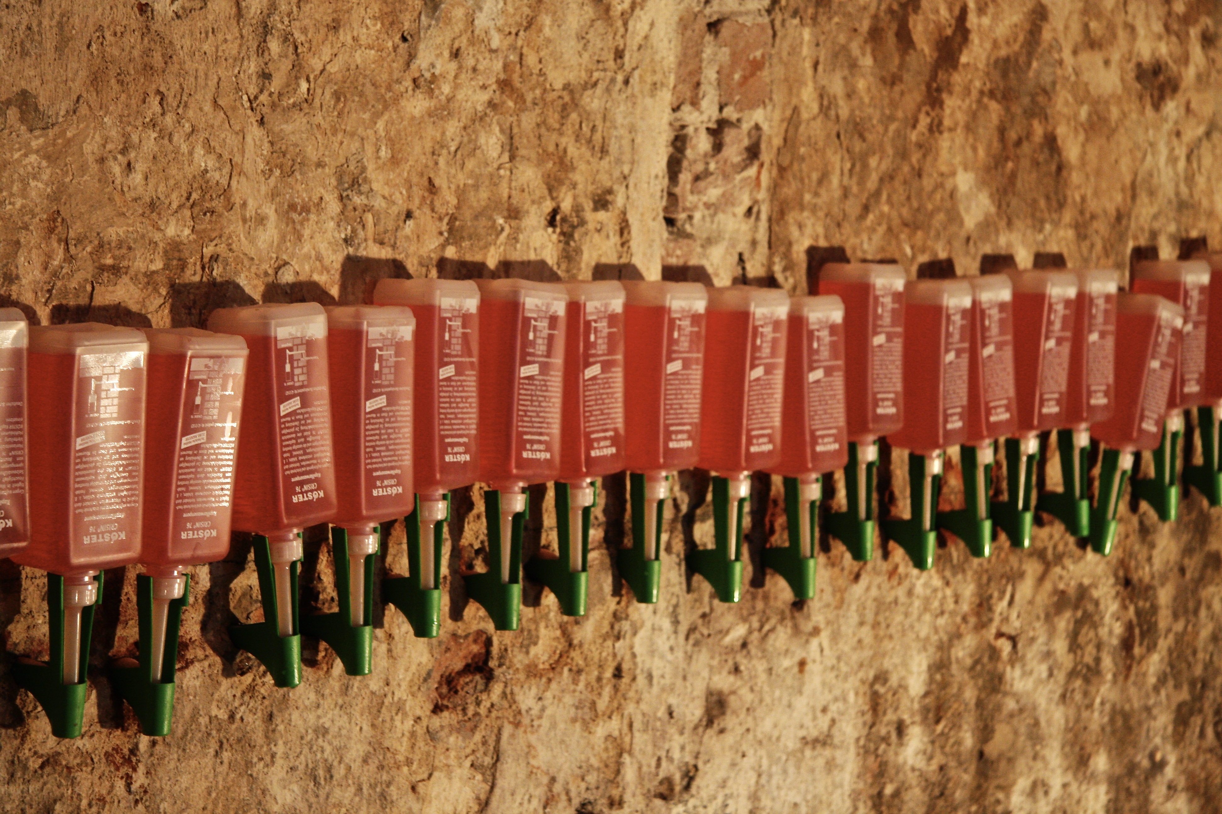 Optrekkend Vocht Kelder Binnenwand