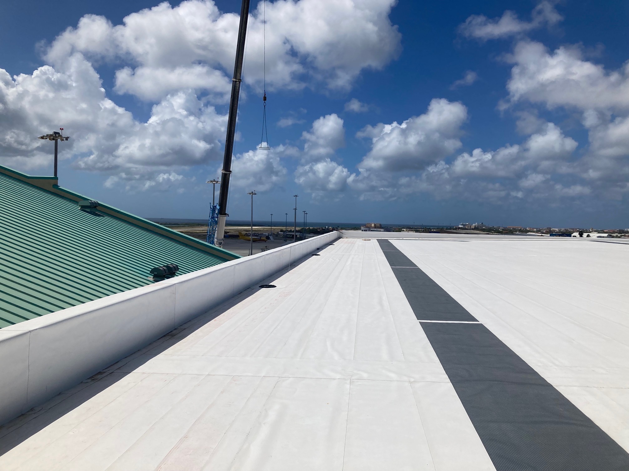 Aruba Airport Witte TPO Dakbedekking 3
