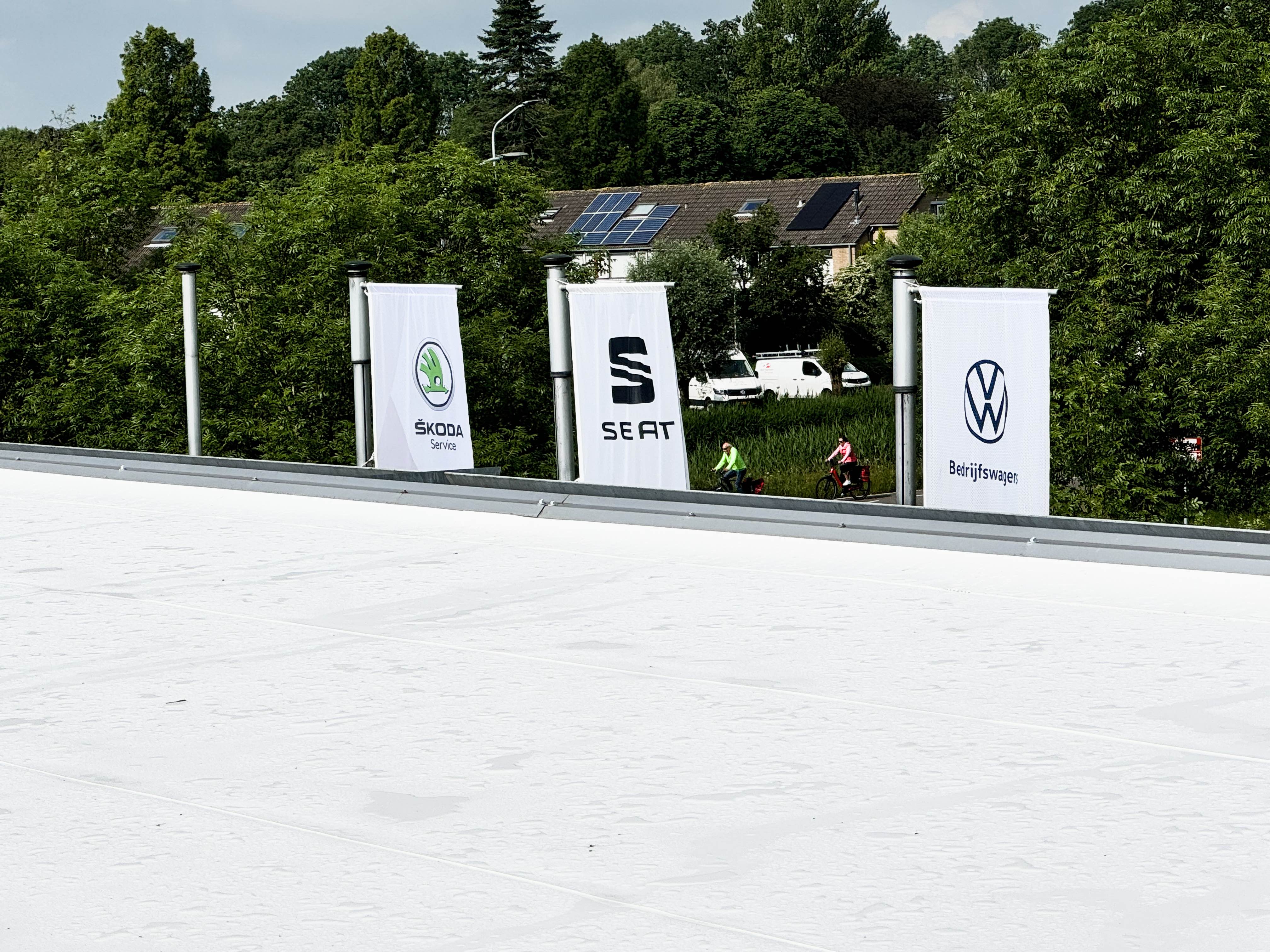 Witte Dakbedekking Audi VW Seat 2