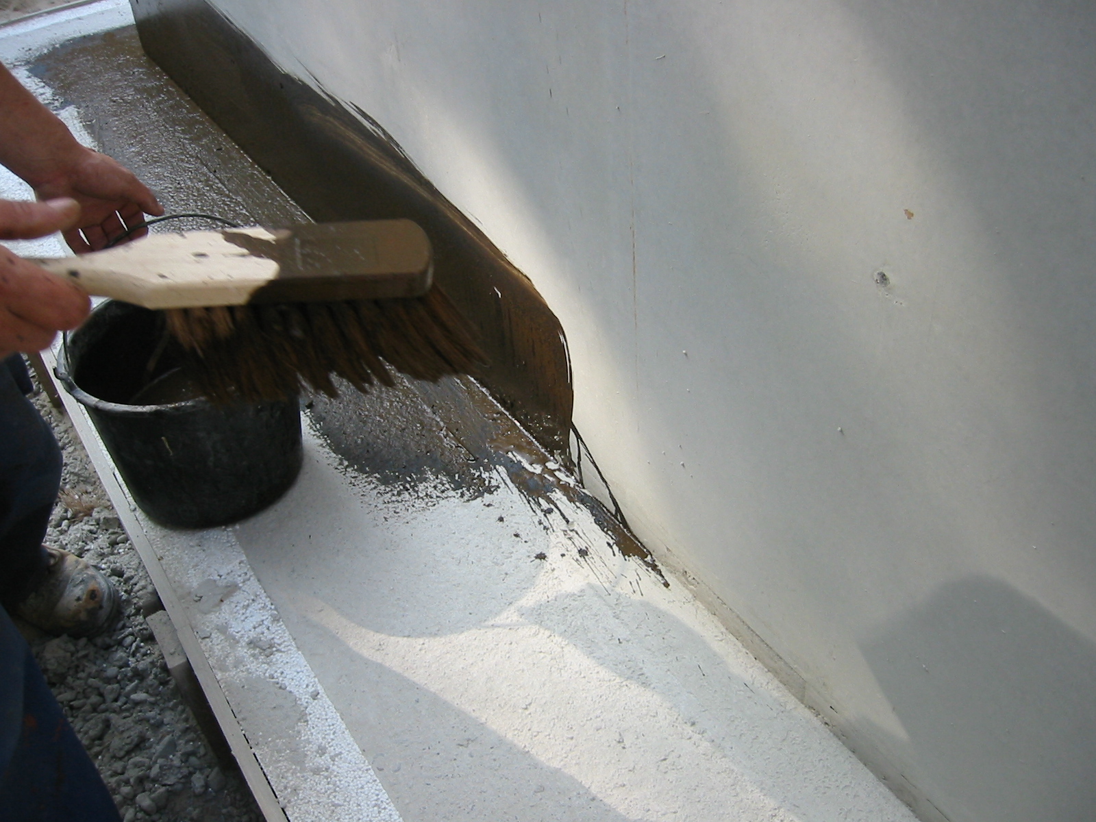 Aanbrengen Kelderbuitenafdichting