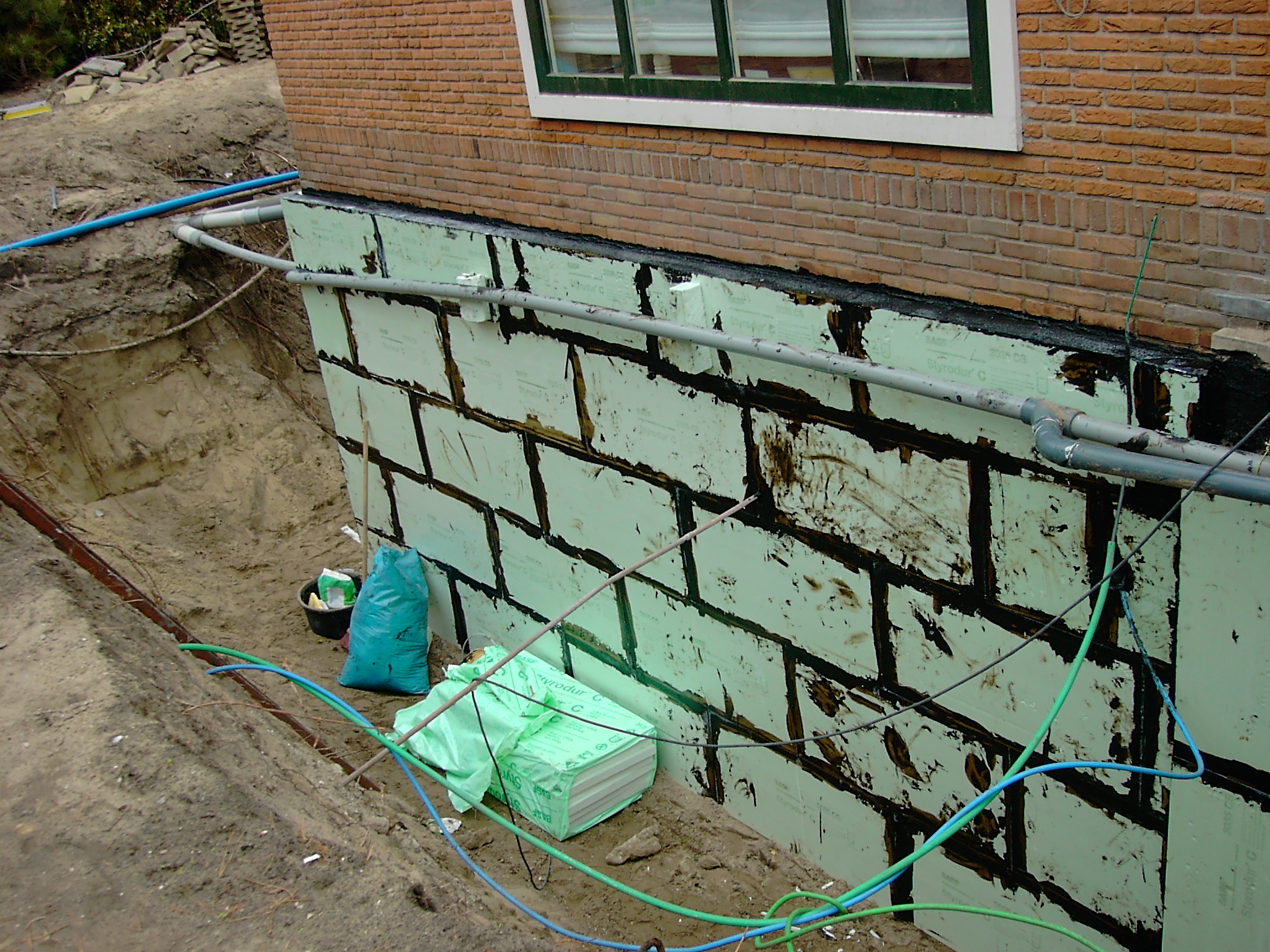 Kelder Aan Buitenzijde Opgraven